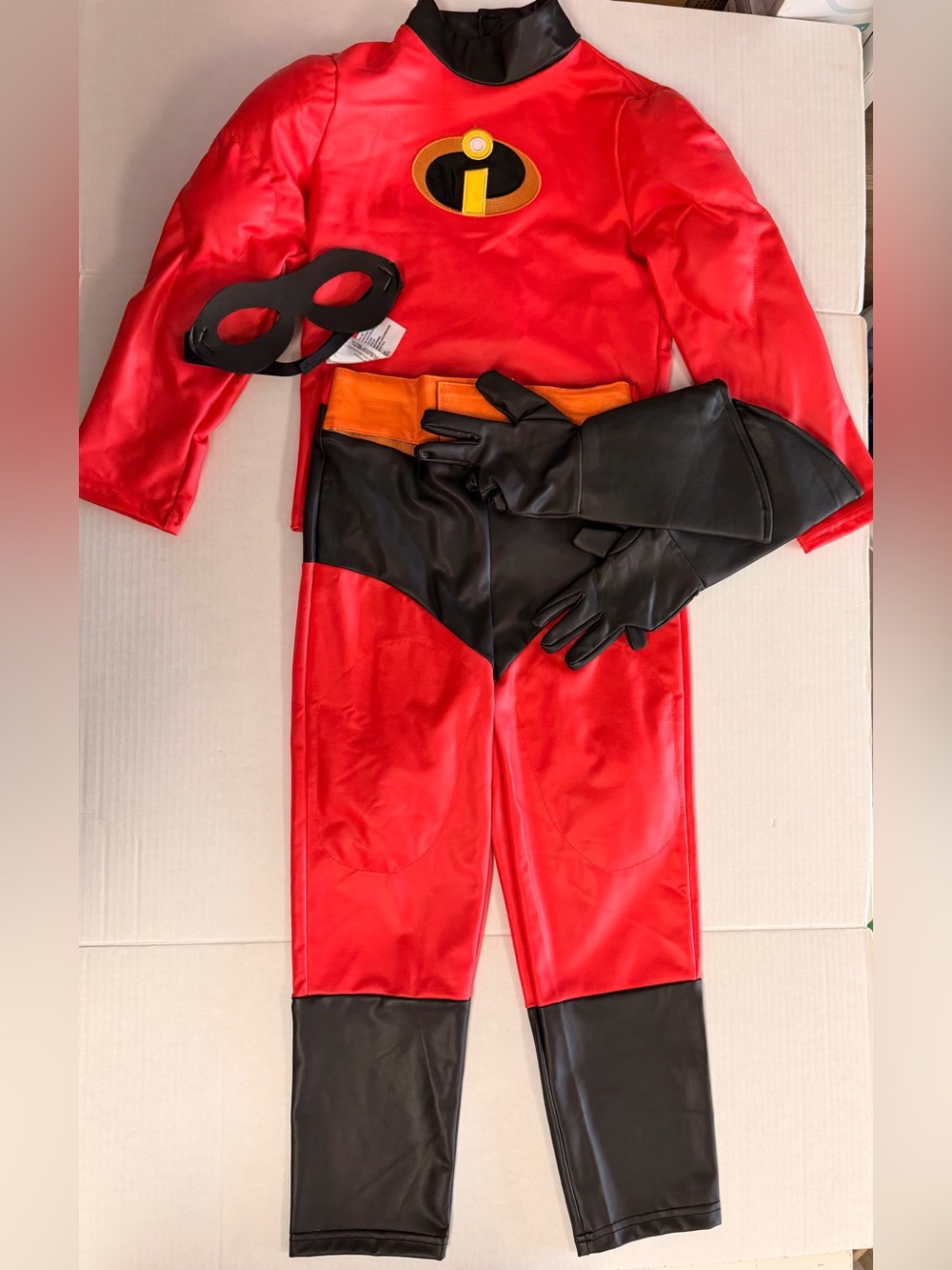 Disney Store Incredibles Dash Halloween Costume
5/6